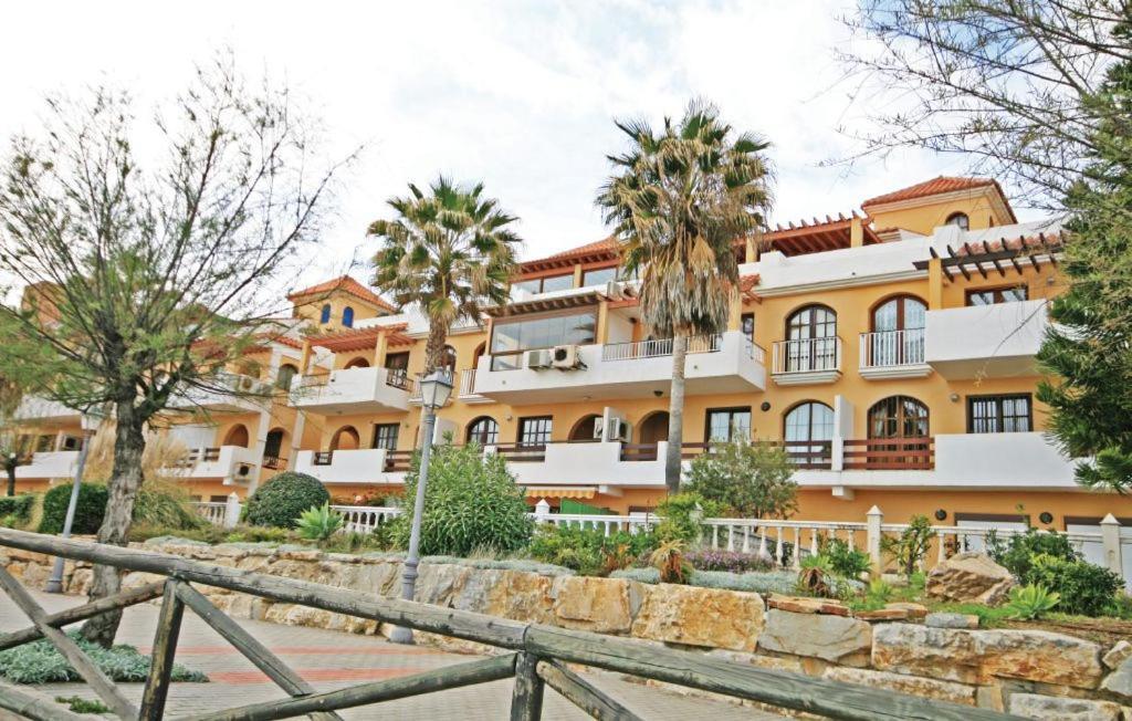 Penthouse On The Beachfront 에스테포나 외부 사진